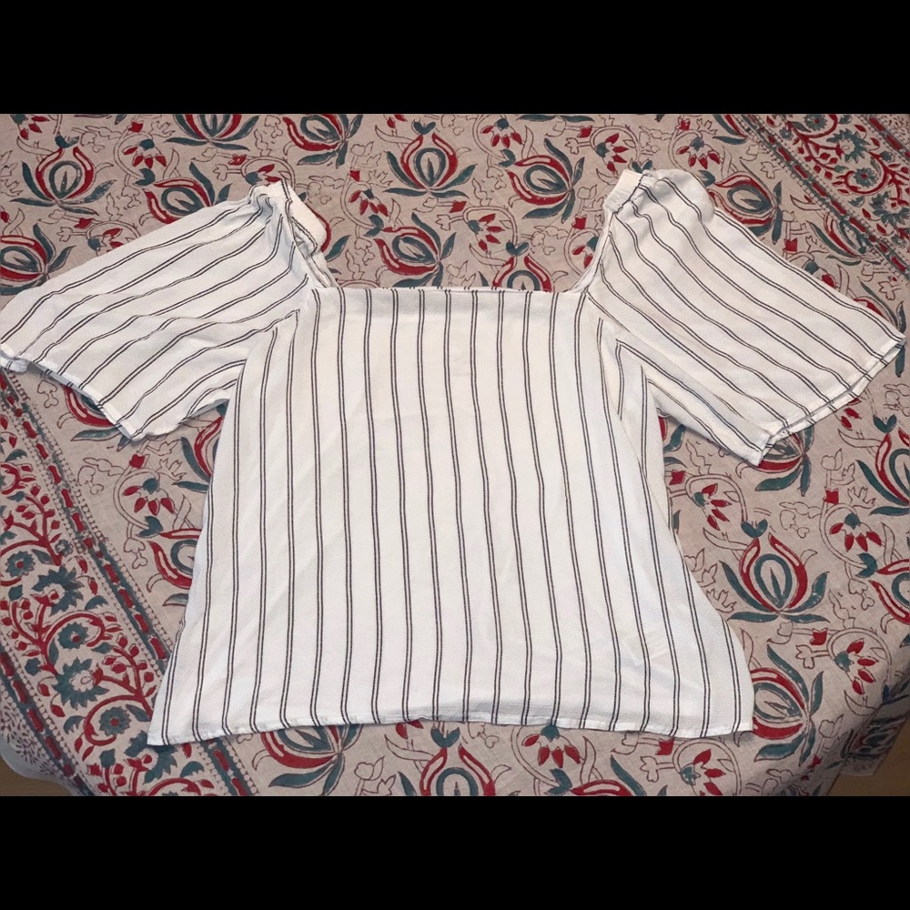 Cute loose fitting top